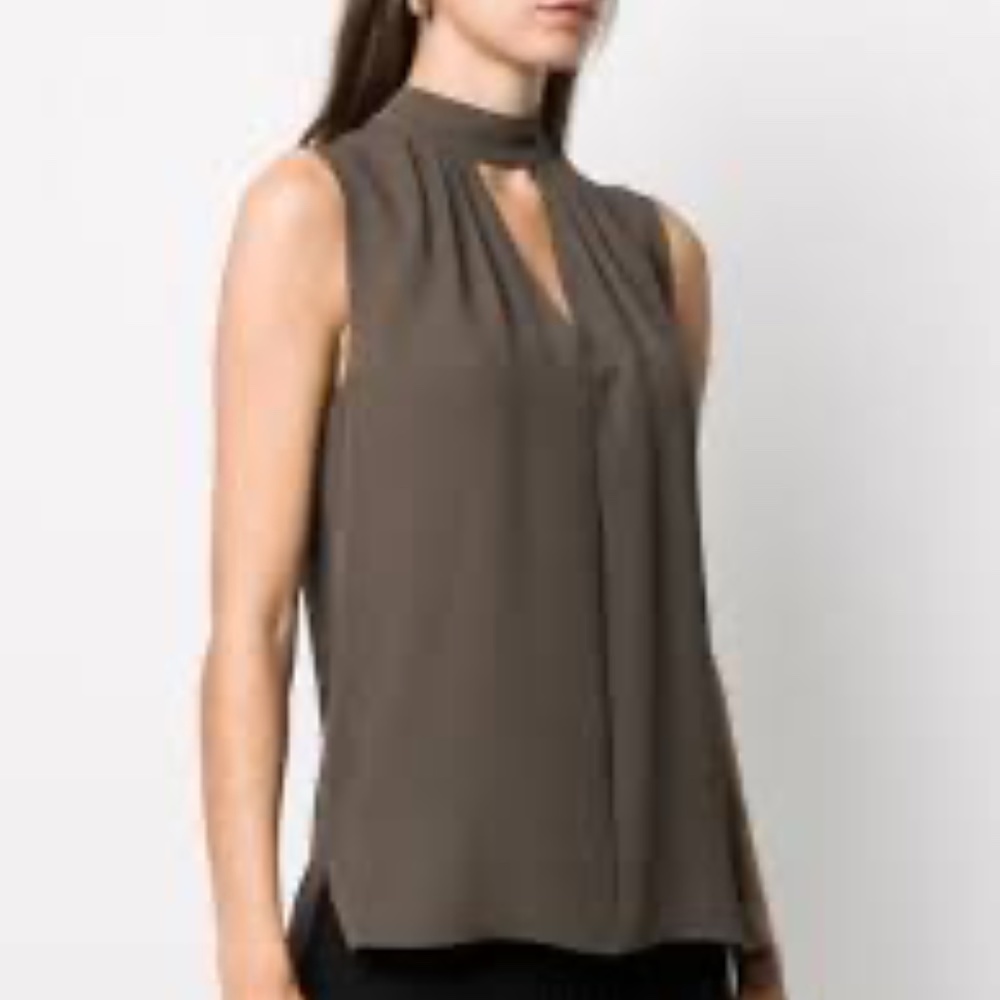NWT Theory Neckband shell in teak